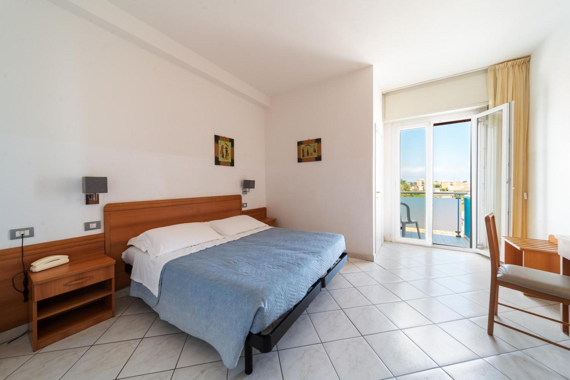 Hotel Casadei Fano Exterior photo